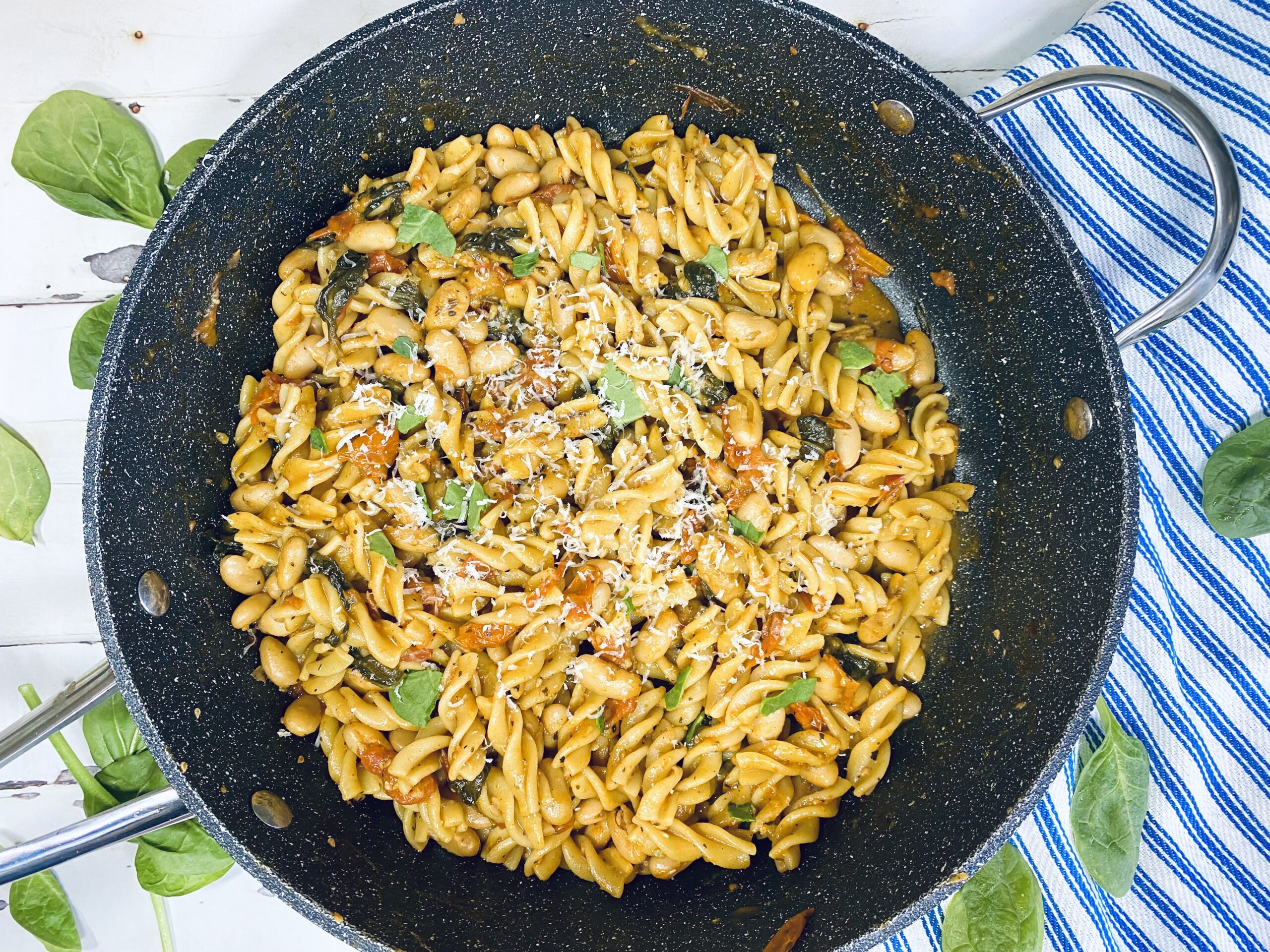One-Pan Bean and Spinach Pasta